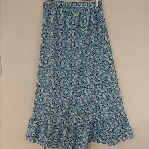 Light Blue Floral A-Line Maxi Skirt with Ruffle Hem - Picture 3 of 5